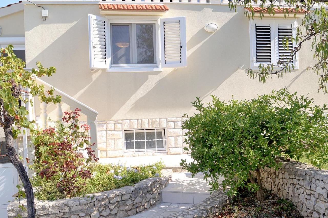 Villa Luger Eg Ražanj Kültér fotó